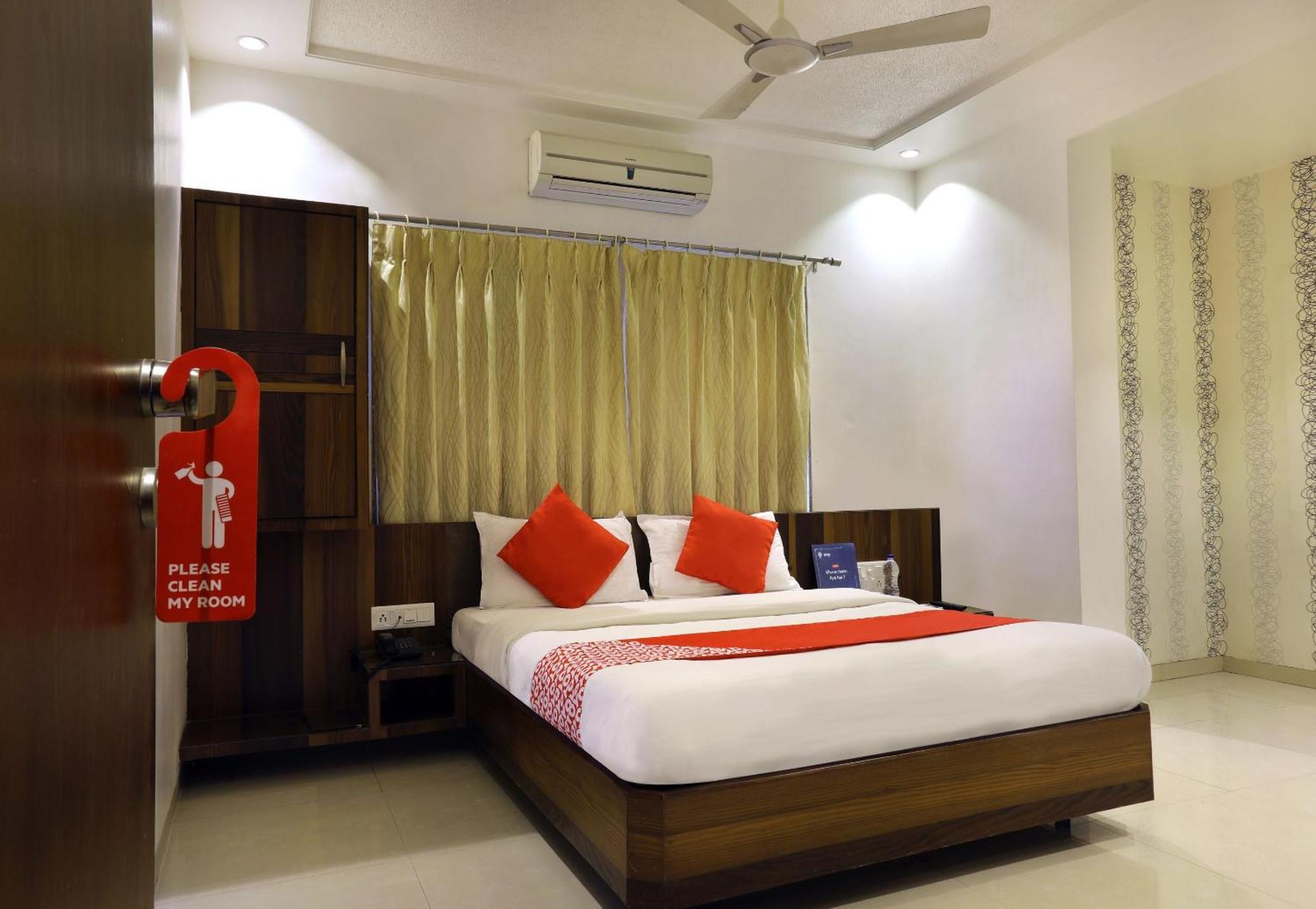 Collection O Satyan Inn Shirdi Ngoại thất bức ảnh