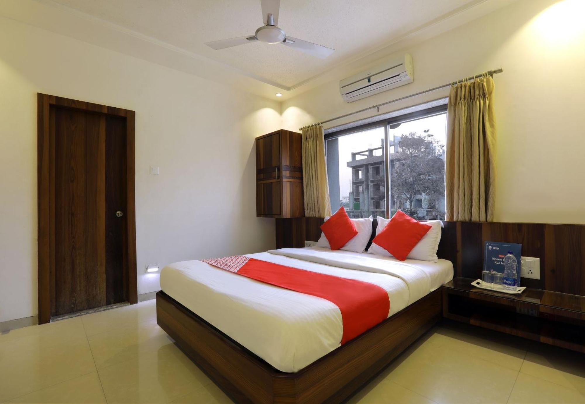Collection O Satyan Inn Shirdi Ngoại thất bức ảnh