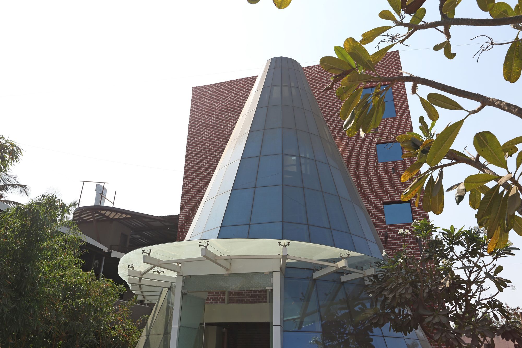 Collection O Satyan Inn Shirdi Ngoại thất bức ảnh